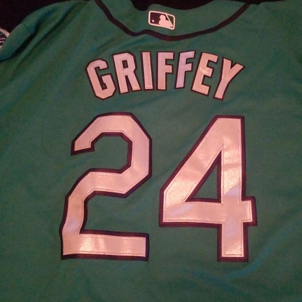 MLB Griffey jr. Authentic - Picture 2 of 2